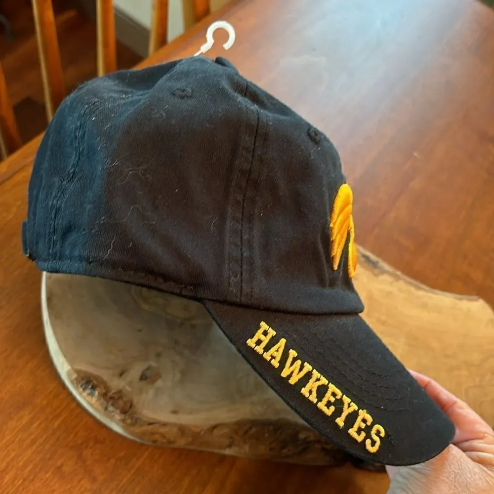 NEW Hawkeyes Ball Cap - Picture 5 of 5